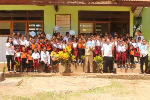 Diseminasi Informasi P4GN melalui Penyuluhan Pencegahan Dini Bahaya Narkoba kepada Guru dan Siswa SD GMIT SOKA Lobalain 28 Januari 2020