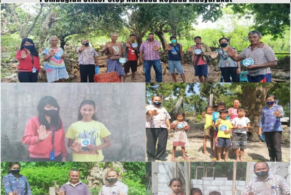 Kampanye Bahaya Narkoba melalui Pembagian Stiker Stop Narkoba kepada Masyarakat Di Desa Lenguselu dan Desa Pilasue Rote Selatan
