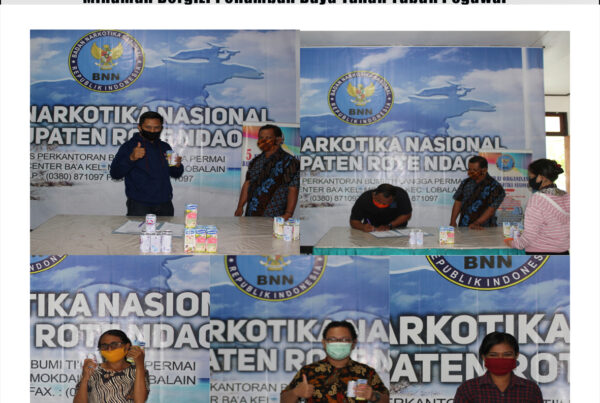 Cegah Covid - 19, BNNK Rote Ndao Melakukan Pembagian Minuman Penambah Daya Tahan Tubuh Kepada Pegawai Cegah Covid - 19, BNNK Rote Ndao Melakukan Pembagian Minuman Penambah Daya Tahan Tubuh Kepada Pegawai
