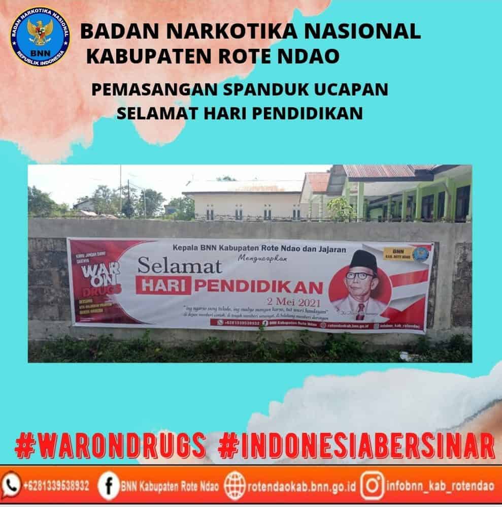Pemasangan Spanduk ucapan selamat Hari Pendidikan Nasional Pemasangan Spanduk ucapan selamat Hari Pendidikan Nasional