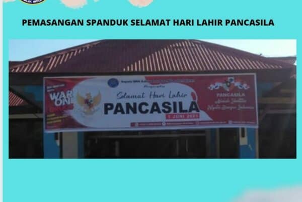 Pemasangan Spanduk Hari Lahirnya Pancasila