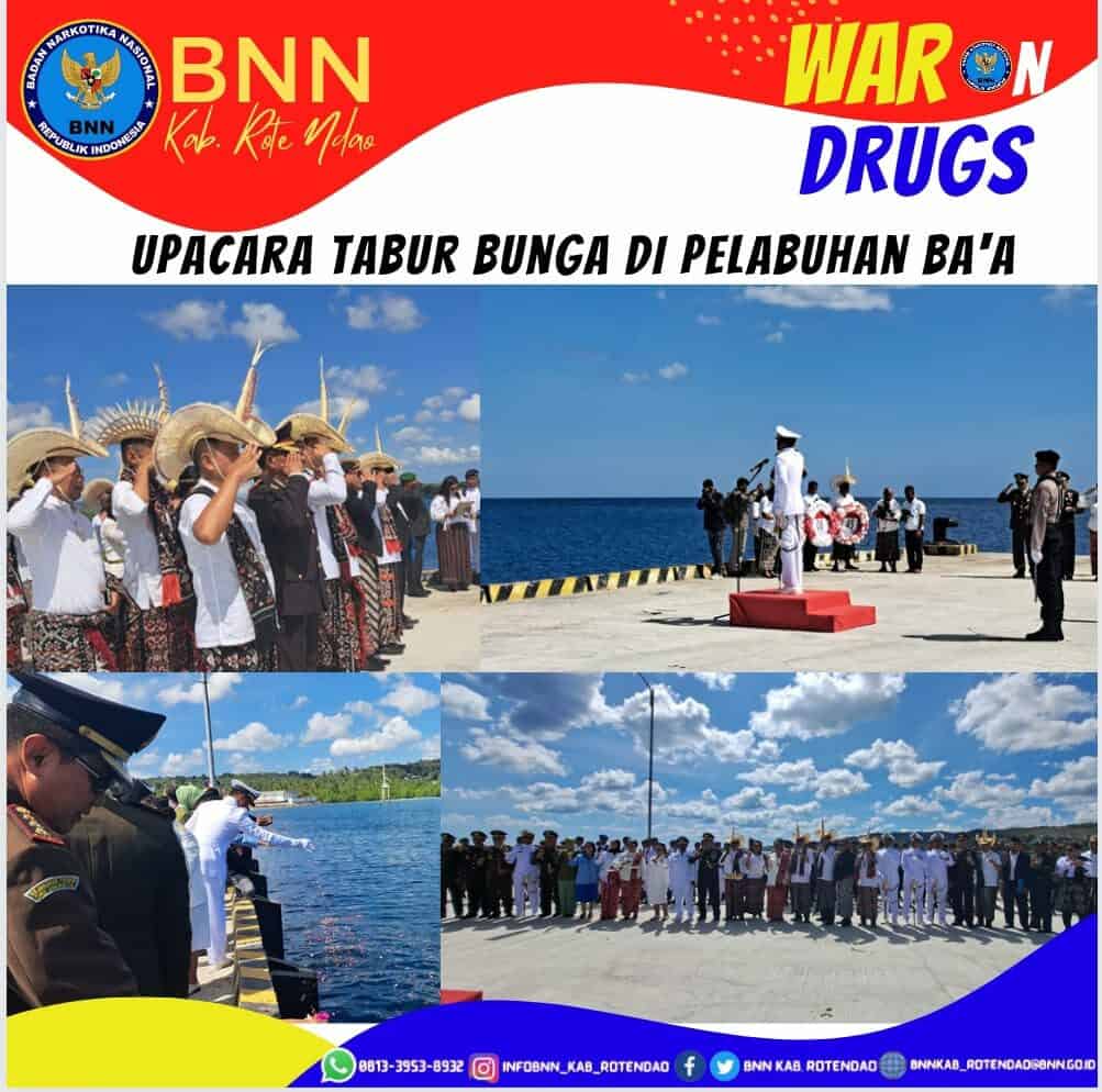 Kepala BNNK Rote Ndao bersama Forkopimda melakukan Upacara Tabur Bunga di Pelabuhan Baa Kepala BNNK Rote Ndao bersama Forkopimda melakukan Upacara Tabur Bunga di Pelabuhan Baa